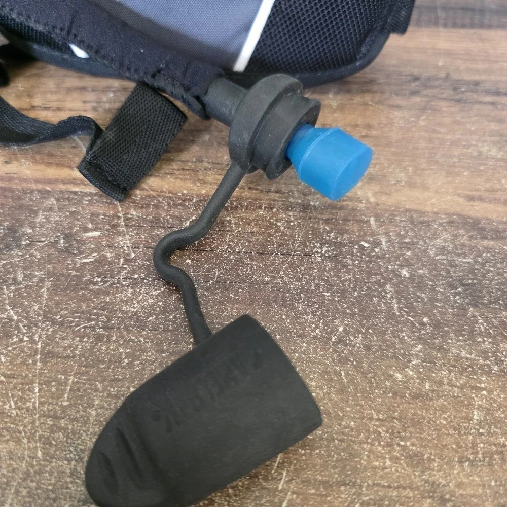 Camelbak Hydrapak Personal Hydration System 50 oz.‎ Gray Black Orange Snobowl